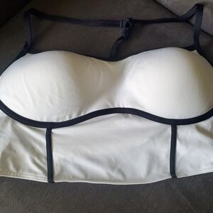 PINK Victoria's Secret White and Black Crop With Built In Bra